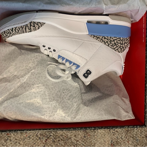 Jordan 3 “UNC” (2020) - Picture 6 of 7